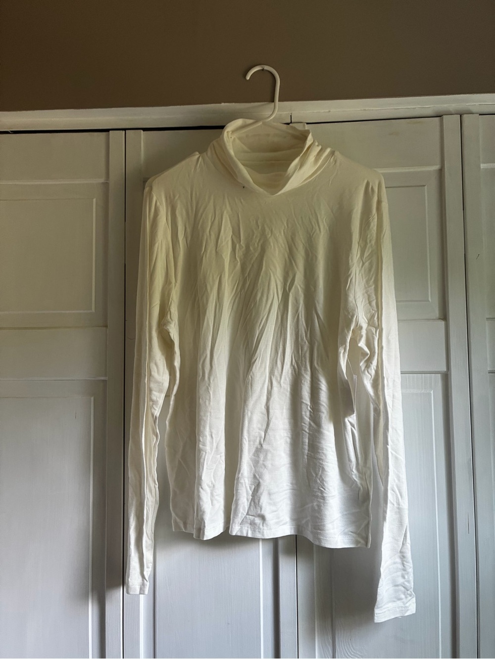 GAP featherweight turtleneck
